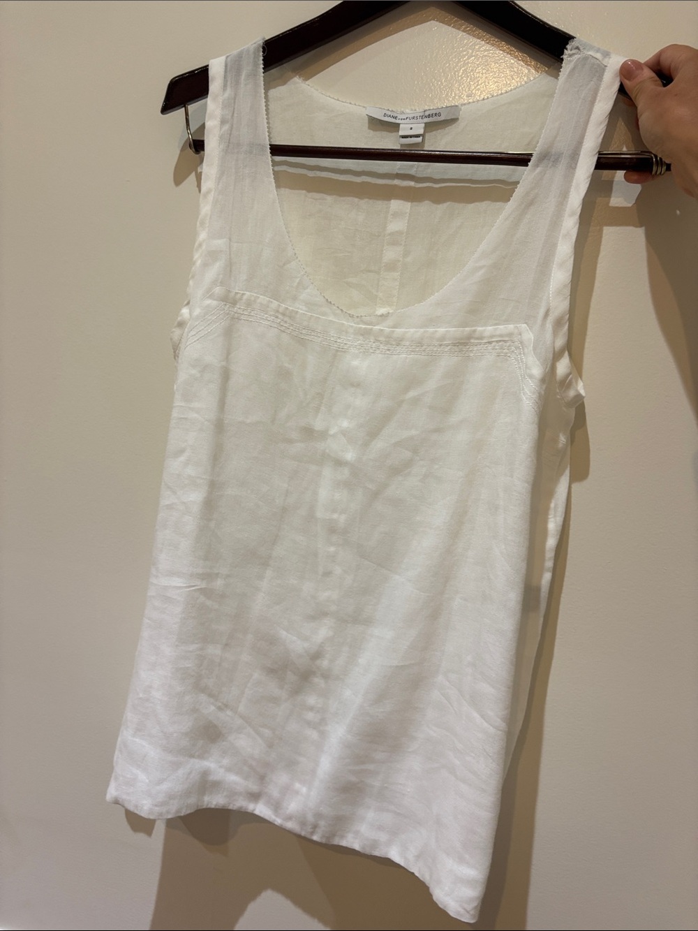 Diane Von Furstenberg White Linen Scoop Tank